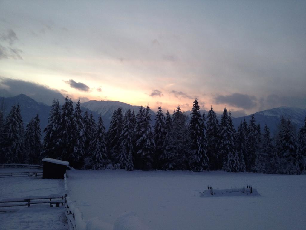Mount 7 Lodges Голден Экстерьер фото